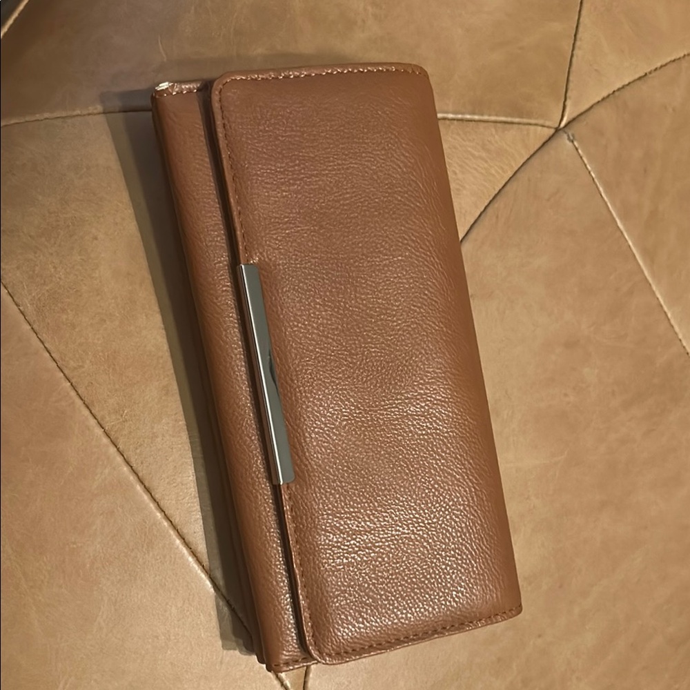 Brand new Brown Leather Wallet with Silver Accent